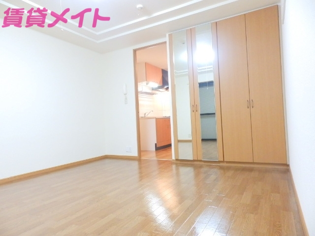 居室・リビング　別部屋同型タイプ