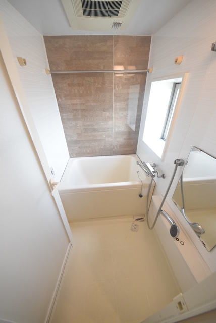 バス・シャワールーム　★お問い合わせはタウンハウジング町田店まで★