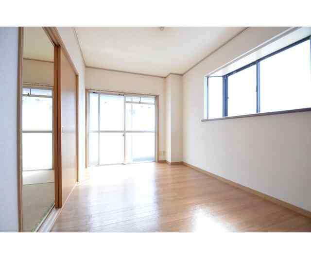 居室・リビング　?