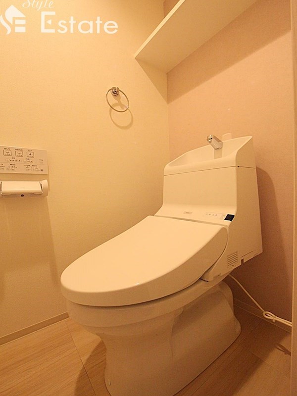 トイレ　シャワー付きトイレ
