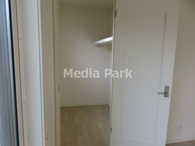 収納　同物件別のお部屋の写真です。参考写真です。