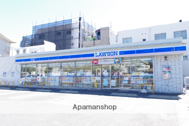 コンビニ　ローソン 横須賀久里浜四丁目（コンビニ）まで409m