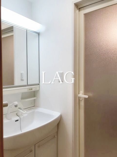 洗面設備　洗面台です。