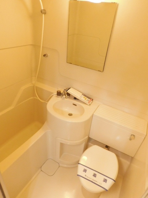 バス・シャワールーム　３点ユニットバス