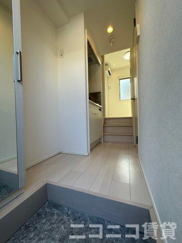 玄関　別号室イメージの為、現状を優先致します。