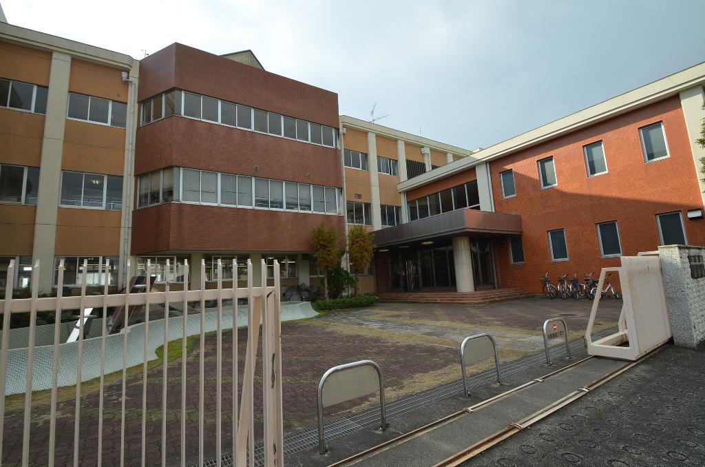 その他　名古屋市立港明中学校（その他）まで397m