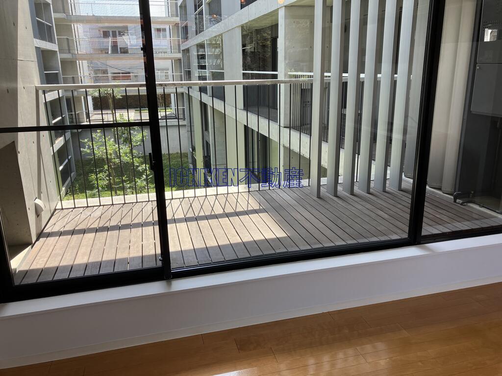 バルコニー　参考反転タイプ