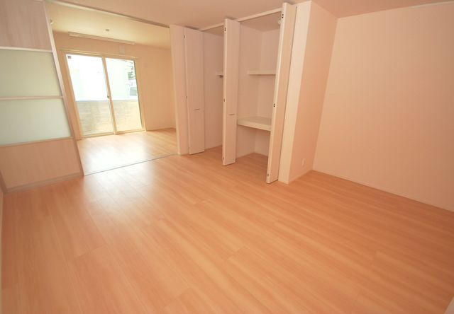 居室・リビング　リビング