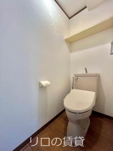 トイレ　別号室