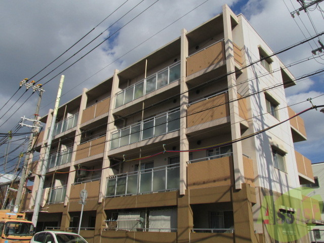 建物外観　落ち着いたお洒落な外観