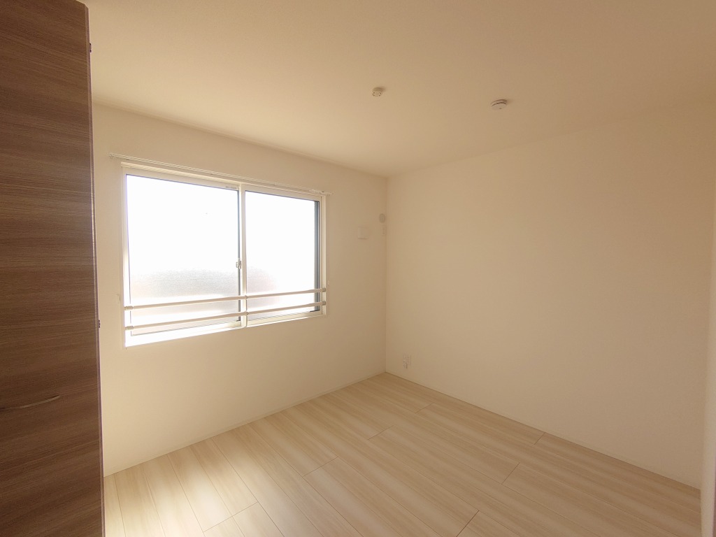 その他　※同ハウスメーカー、同時期施工の新築写真です。