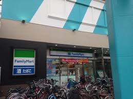 コンビニ　ファミリーマート ガーデンシティ北戸田店（コンビニ）まで1195m