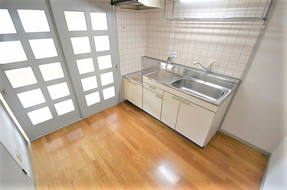 居室・リビング　写真は同マンションの別の部屋のものです。