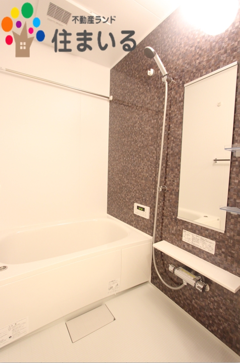 バス・シャワールーム　※写真は同型タイプとなります
