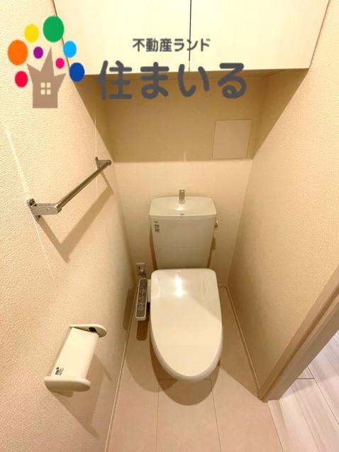 トイレ　※写真は同型タイプとなります