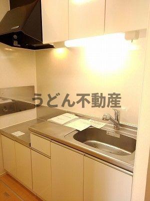 キッチン　うどん県のお部屋探しはうどん不動産へ うどんちゃんとLINE