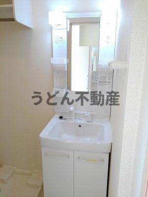 洗面設備　うどん県のお部屋探しはうどん不動産へ うどんちゃんとLINE