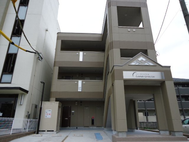 建物外観　外観写真（昼）