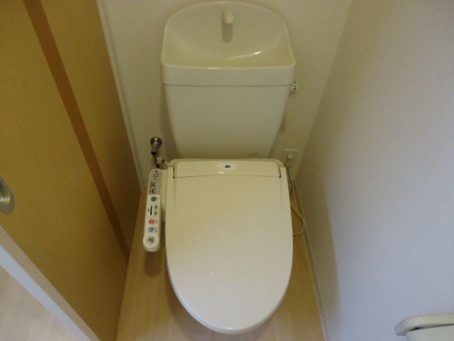 トイレ　シャワー付トイレ