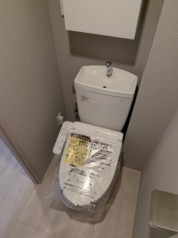 トイレ　キレイな個室空間です