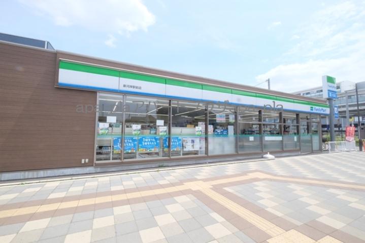 コンビニ　ファミリーマート新河岸駅前店（コンビニ）まで371m