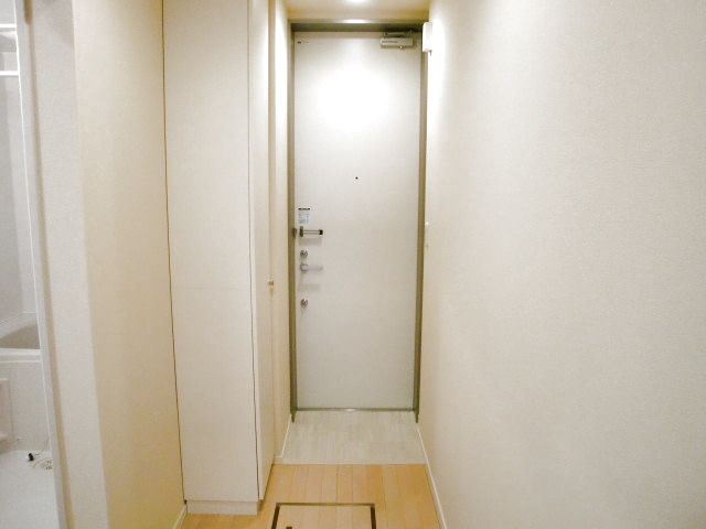 玄関　玄関はダブルロックで安心です♪