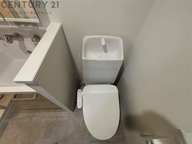 トイレ　温水洗浄便座付きでおすすめ！