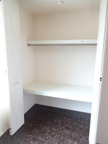 収納　※同タイプの部屋写真です
