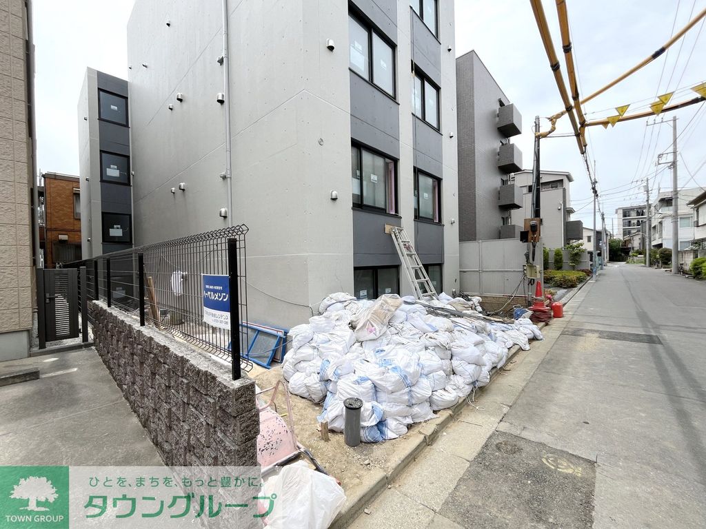 エントランス　外観