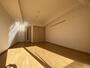 居室・リビング　ストレスフリーなひろーいお部屋です。