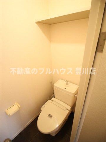 トイレ　写真は同型別室