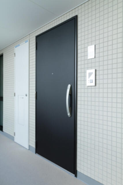 玄関　※写真は同タイプ住戸です。