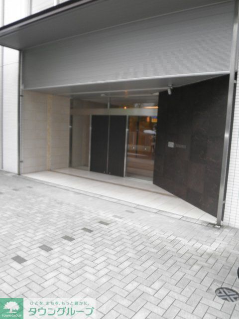 エントランス　エントランス