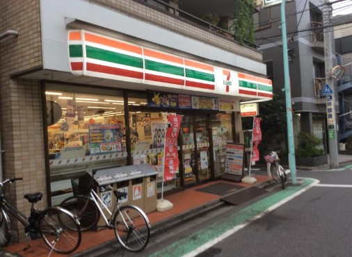 コンビニ　セブンイレブン 笹塚店（コンビニ）まで562m
