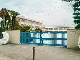 小学校　名古屋市立鳥羽見小学校（小学校）まで464m