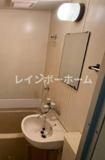 洗面設備　使いやすい洗面所です