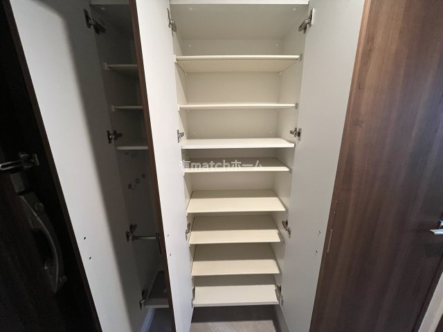 収納