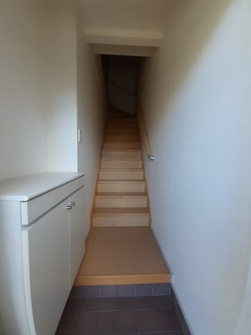 玄関　シンプルで使いやすい玄関です