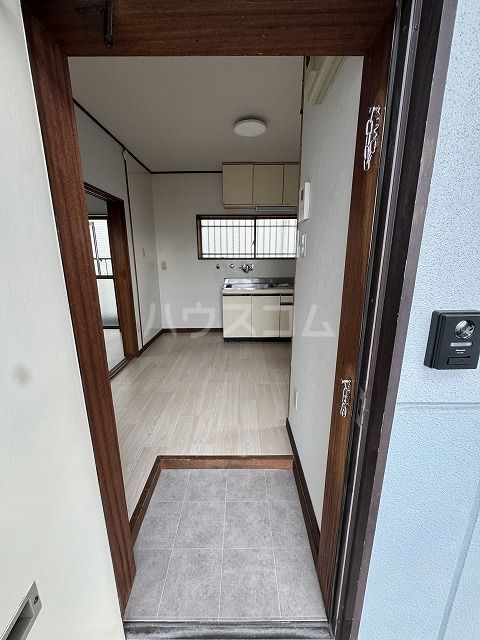 玄関