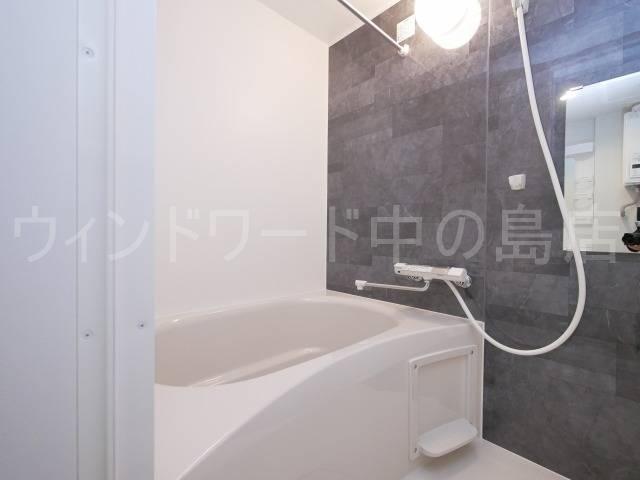 バス・シャワールーム　詳細は、ウィンドワード中の島店までご相談下さい。