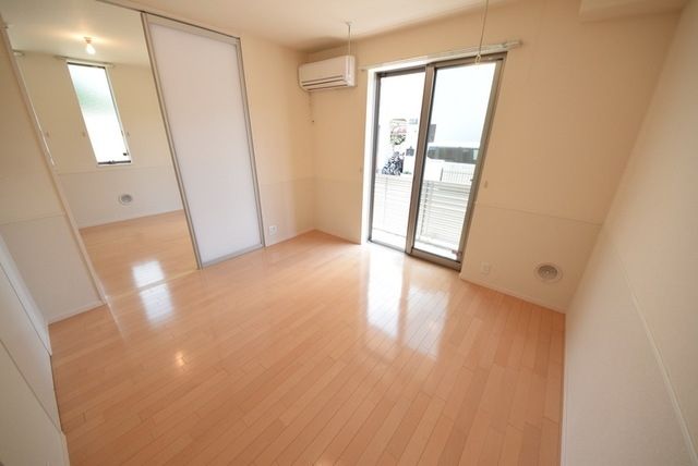 その他部屋・スペース　１Ｆ角部屋の写真です。