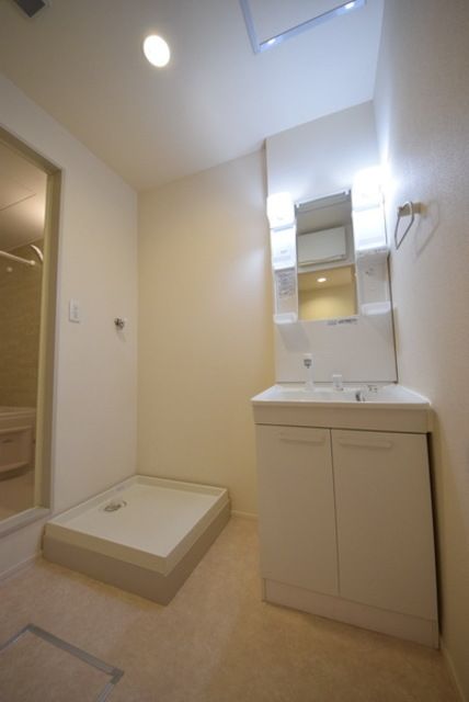 洗面設備　１Ｆ角部屋の写真です。