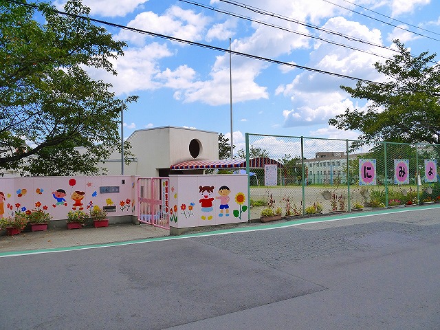 幼稚園・保育園　奈良市立二名幼稚園（幼稚園・保育園）まで407m