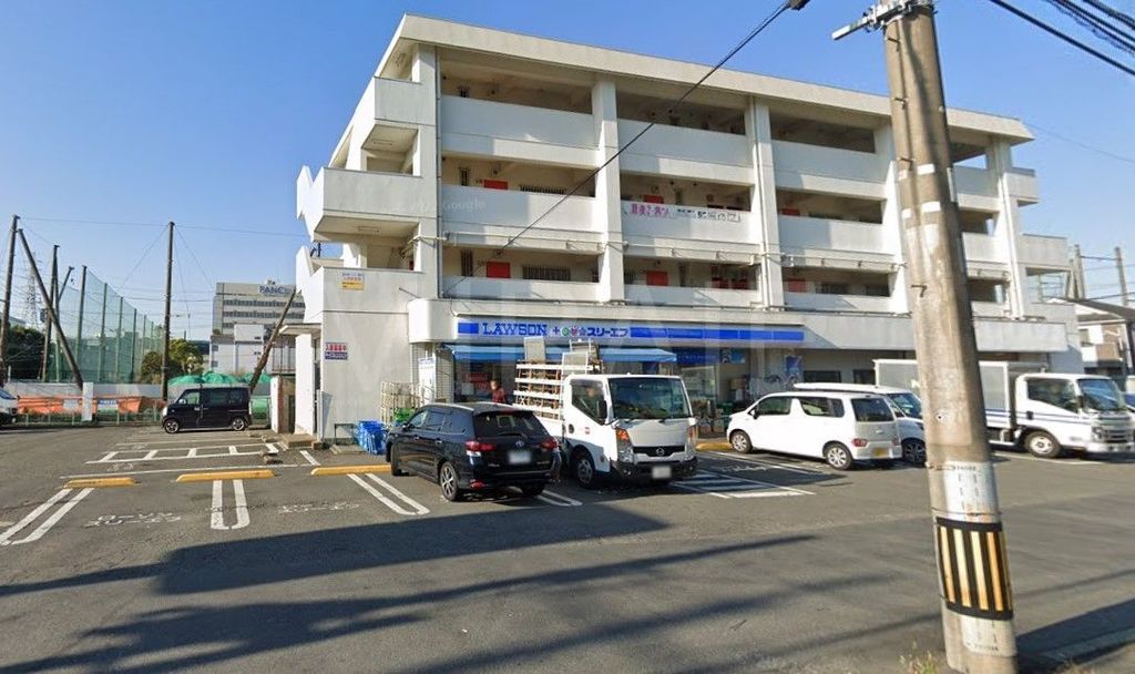 コンビニ　ローソン・スリーエフ栄飯島店（コンビニ）まで20m
