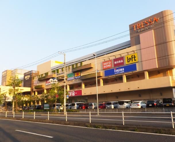 スーパー　sanwaトレッサ横浜店（スーパー）まで390m