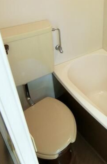 トイレ　コンパクトで使いやすいトイレです