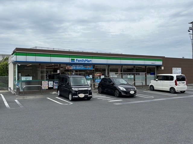 その他　ファミリーマート　草津追分店まで550m