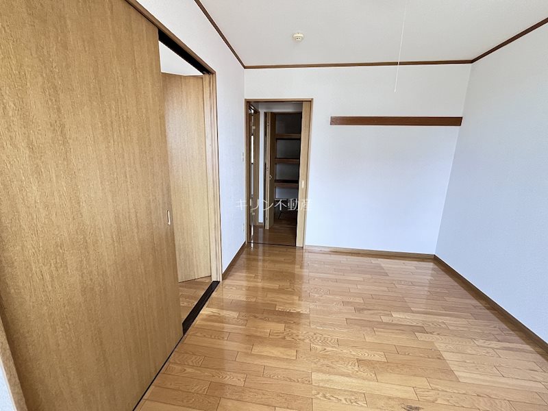 その他部屋・スペース　同建会社同モデル。床材及び建具の色や設備等は実際の室内にてご