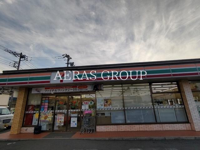 コンビニ　セブン-イレブン 所沢荒幡店（コンビニ）まで551m