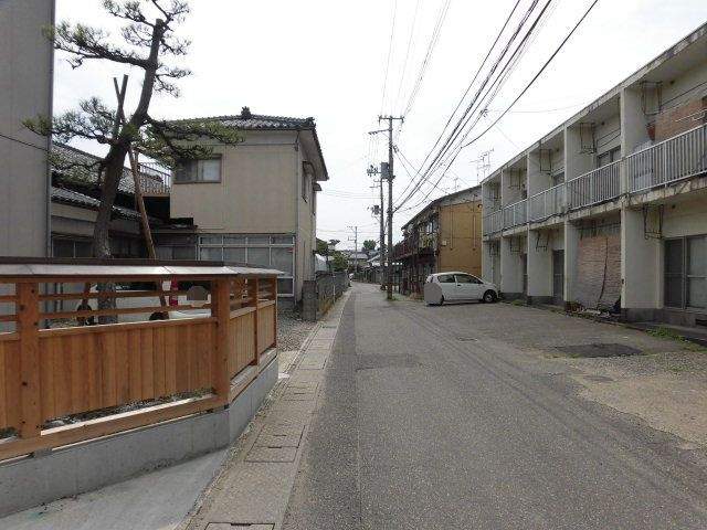 その他　前面道路（その他）まで0m